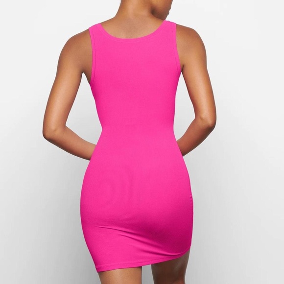 Skims soft lounge mini dress - Picture 4 of 5